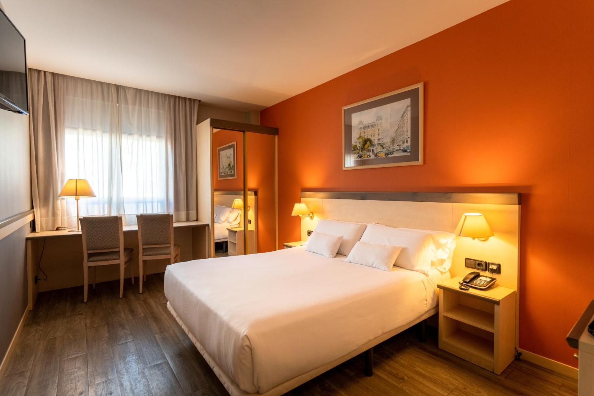 Sunotel Club Hotel